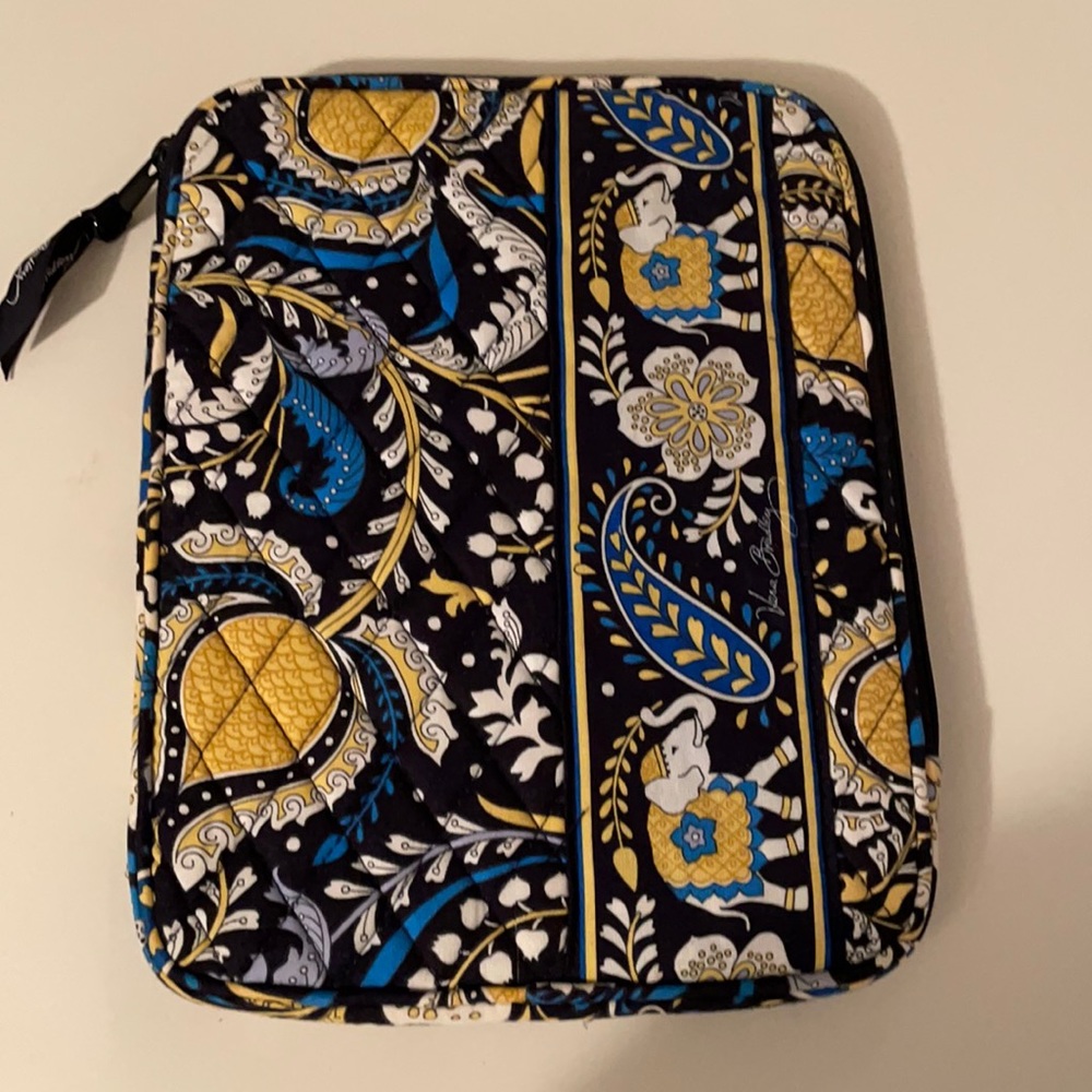 Vera Bradley IPAD /e-reader/kindle case.